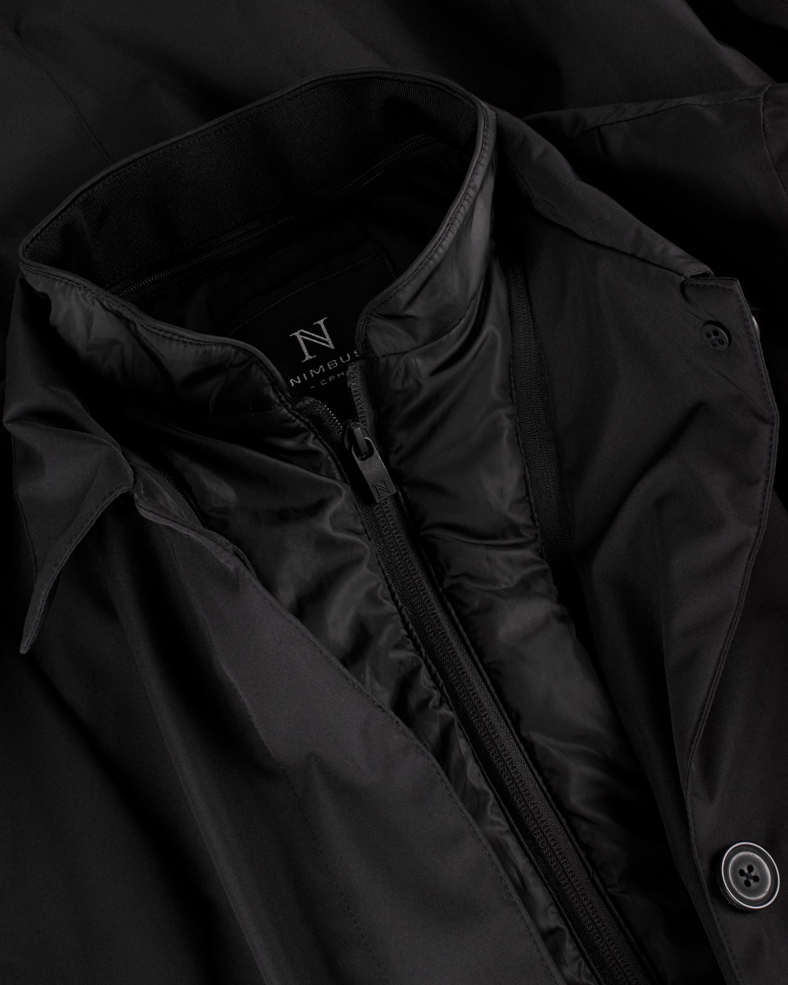 Abington Woman Black Back