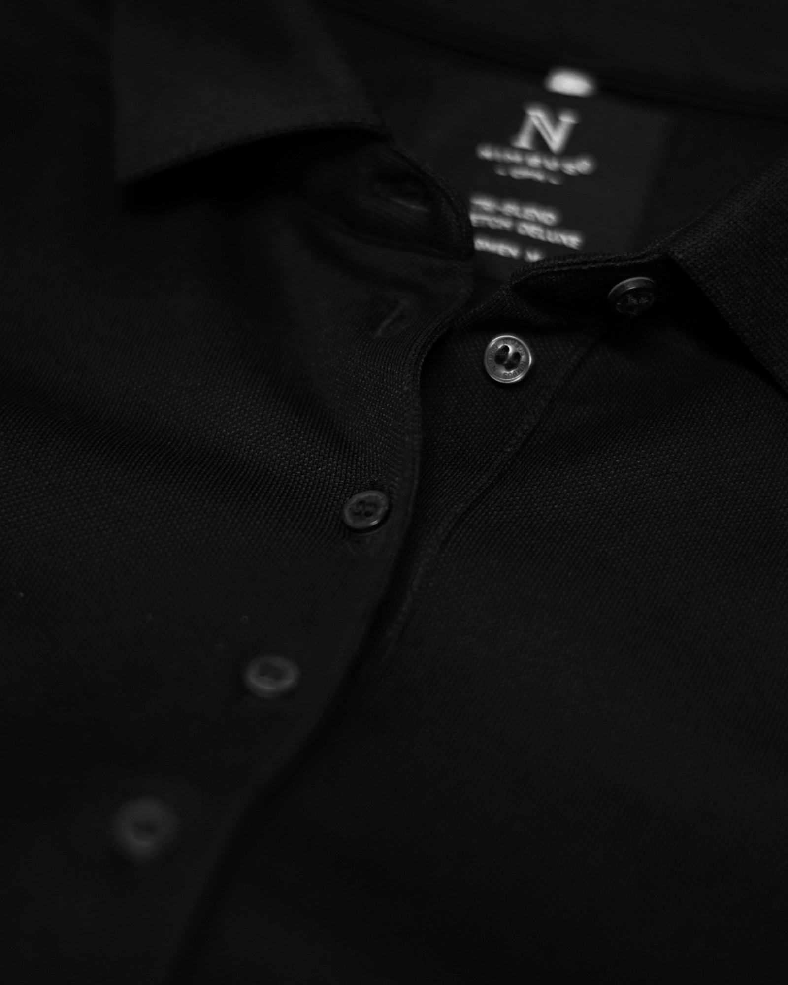 Altavista Women Black Back