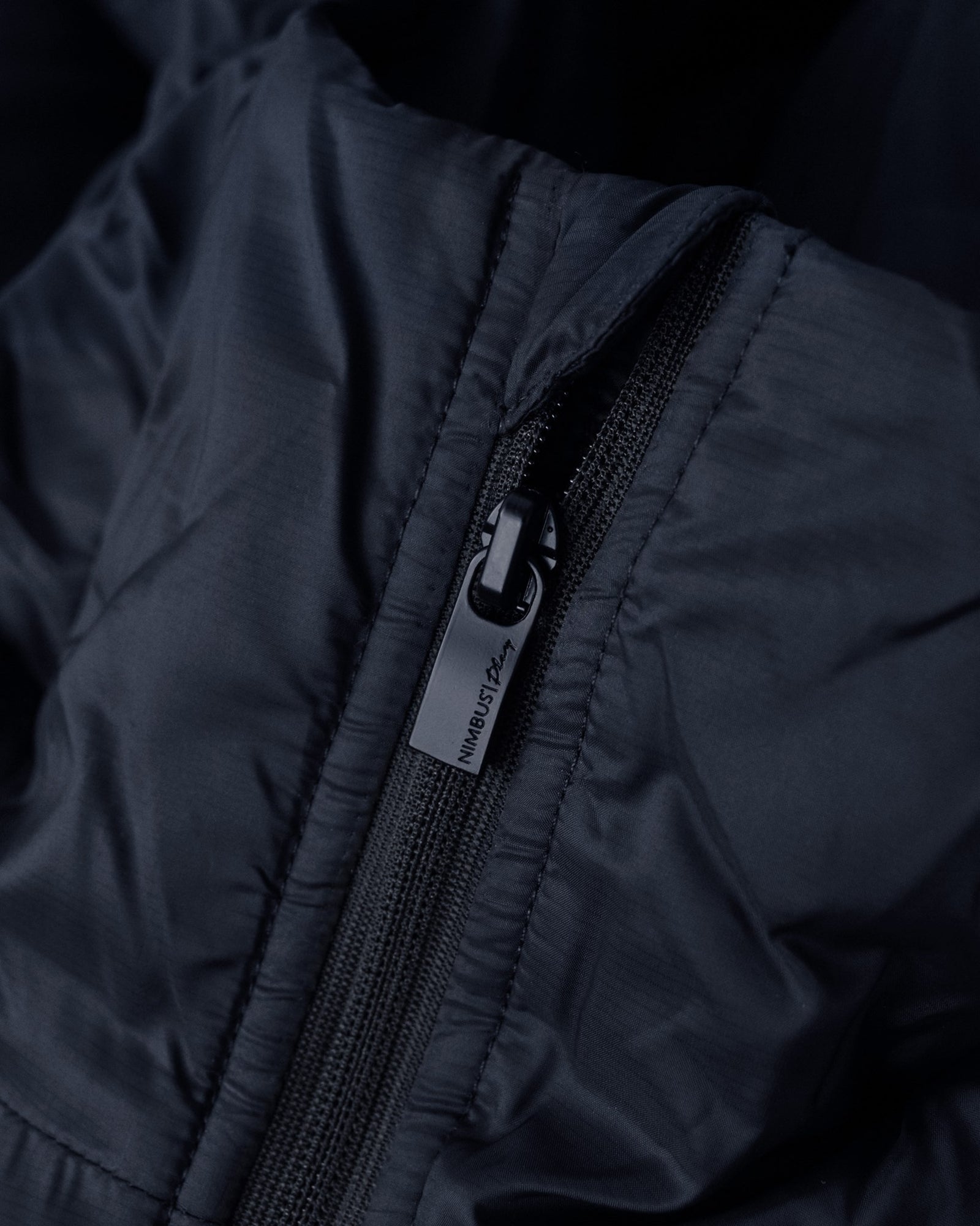 Aspen Men Navy Back