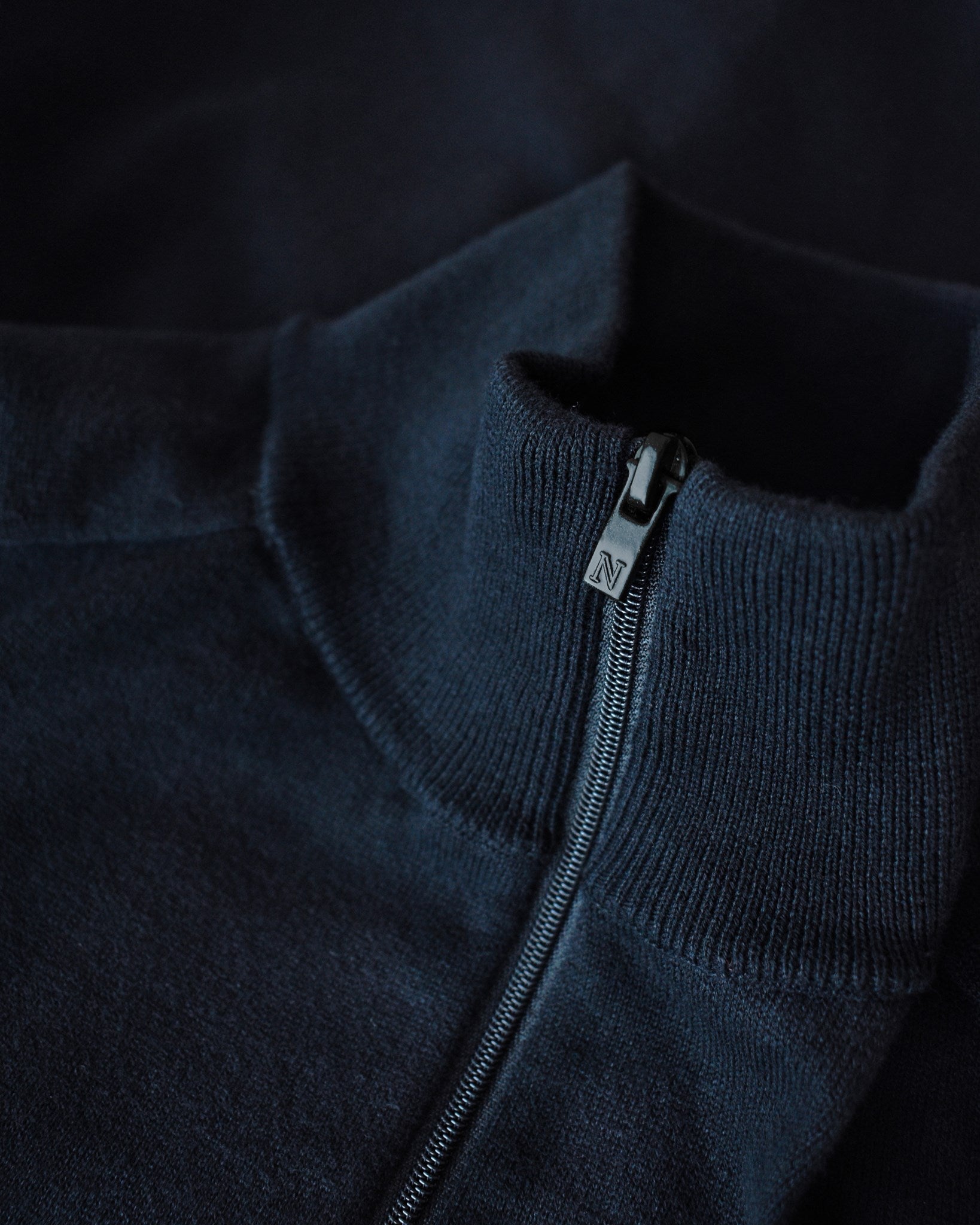 Brighton 1 4 Zip Men Navy Closeup 4