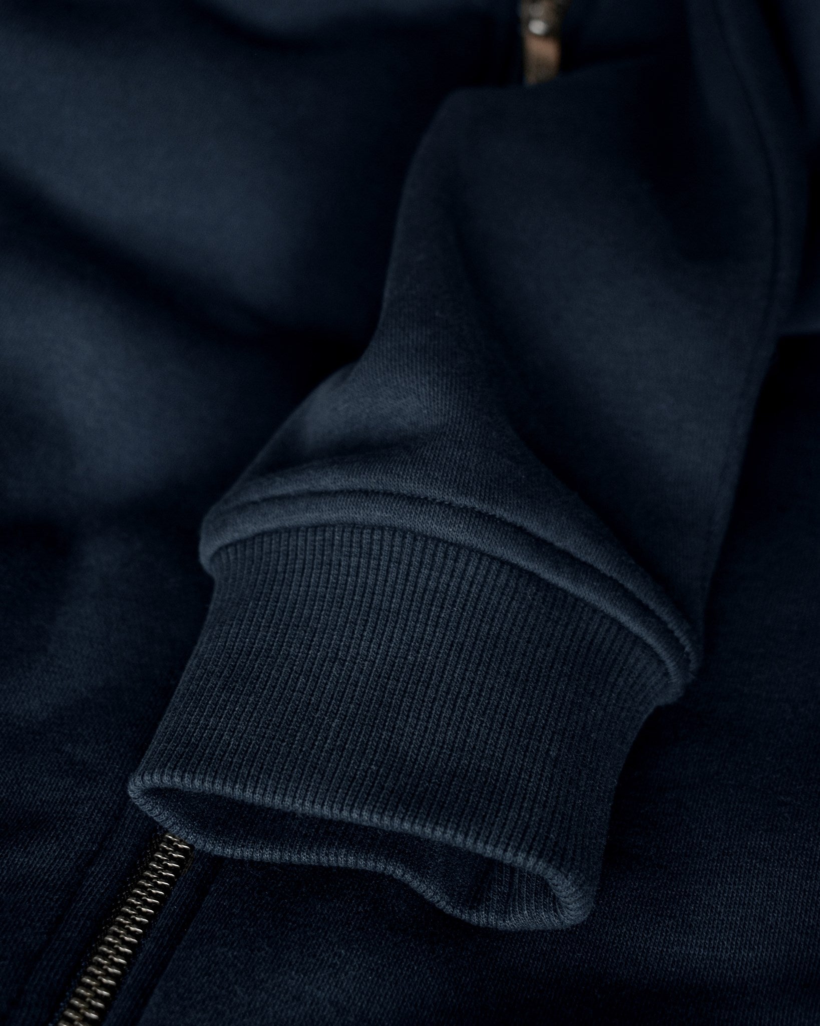 Cambridge Men Navy Closeup 1