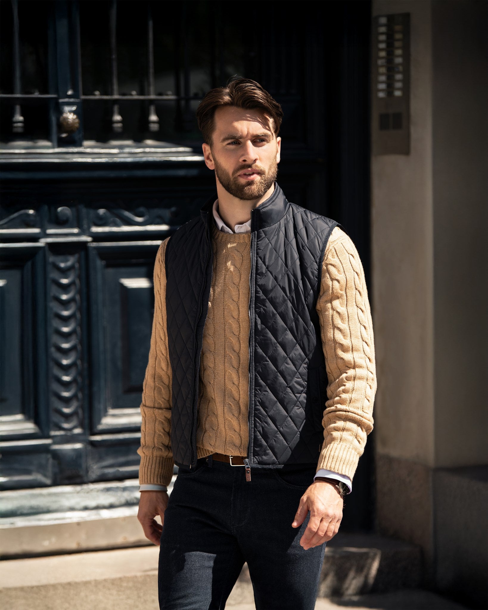 Camden Men Midnight Blue AW25 Modelimage