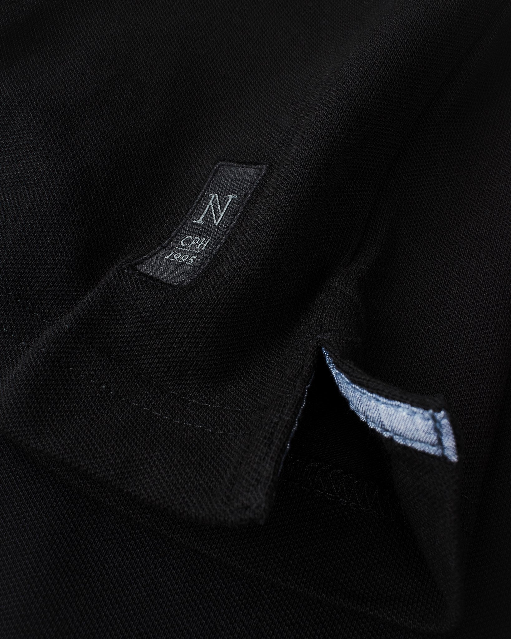 Carlington Men Black Closeup 3