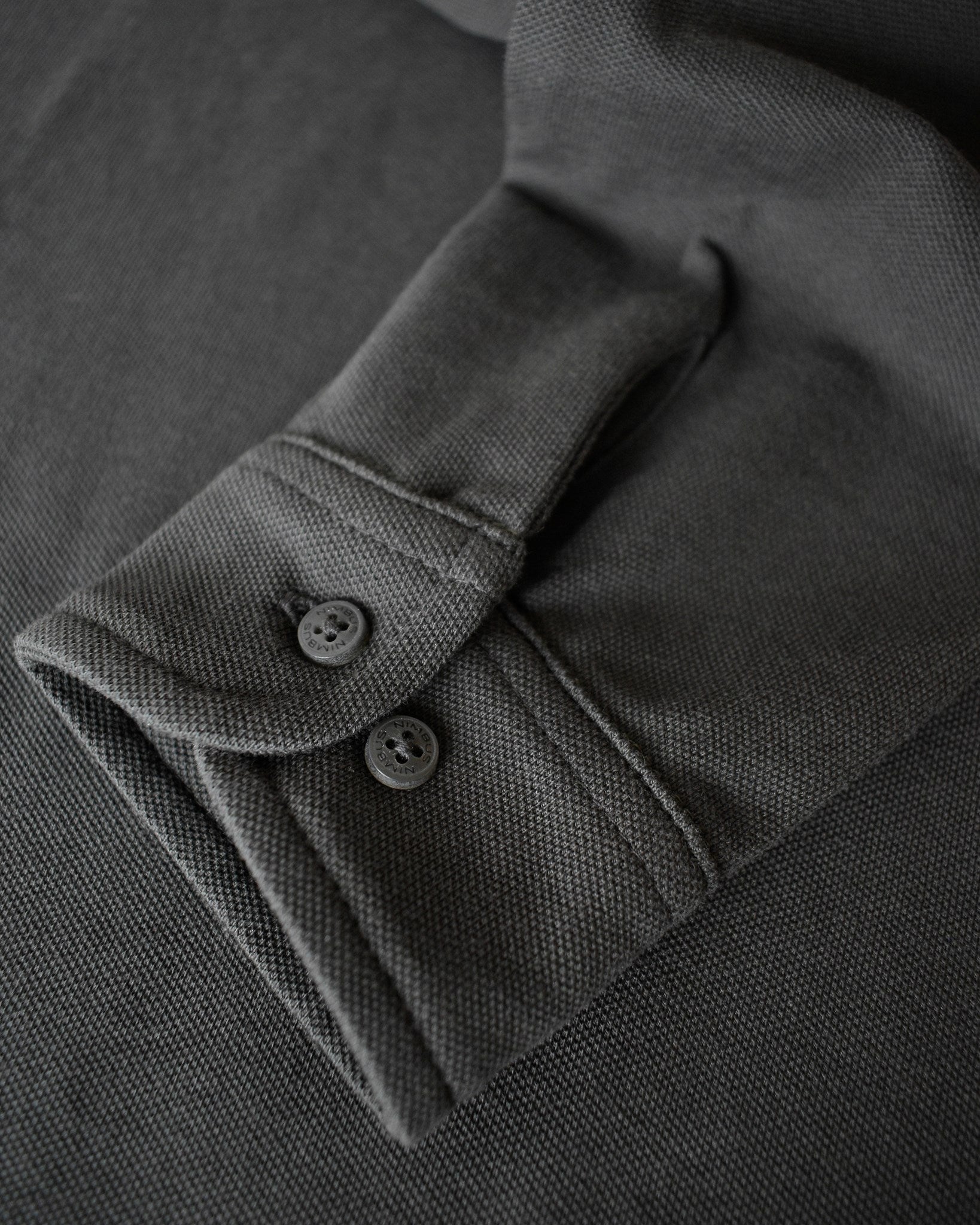 Carlington Women Charcoal Closeup 3