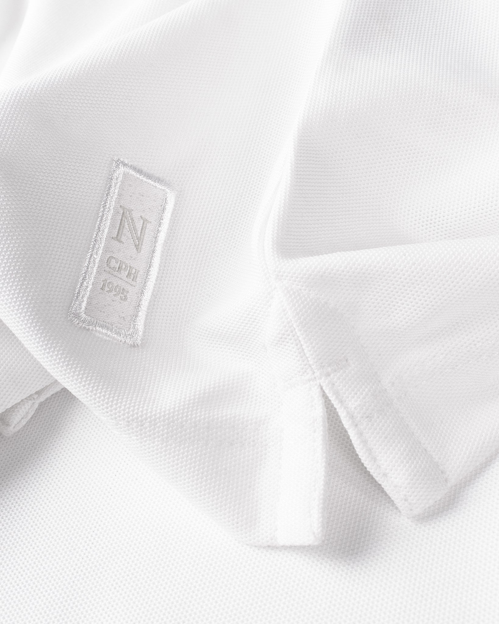 Clearwater Women White Closeup 2