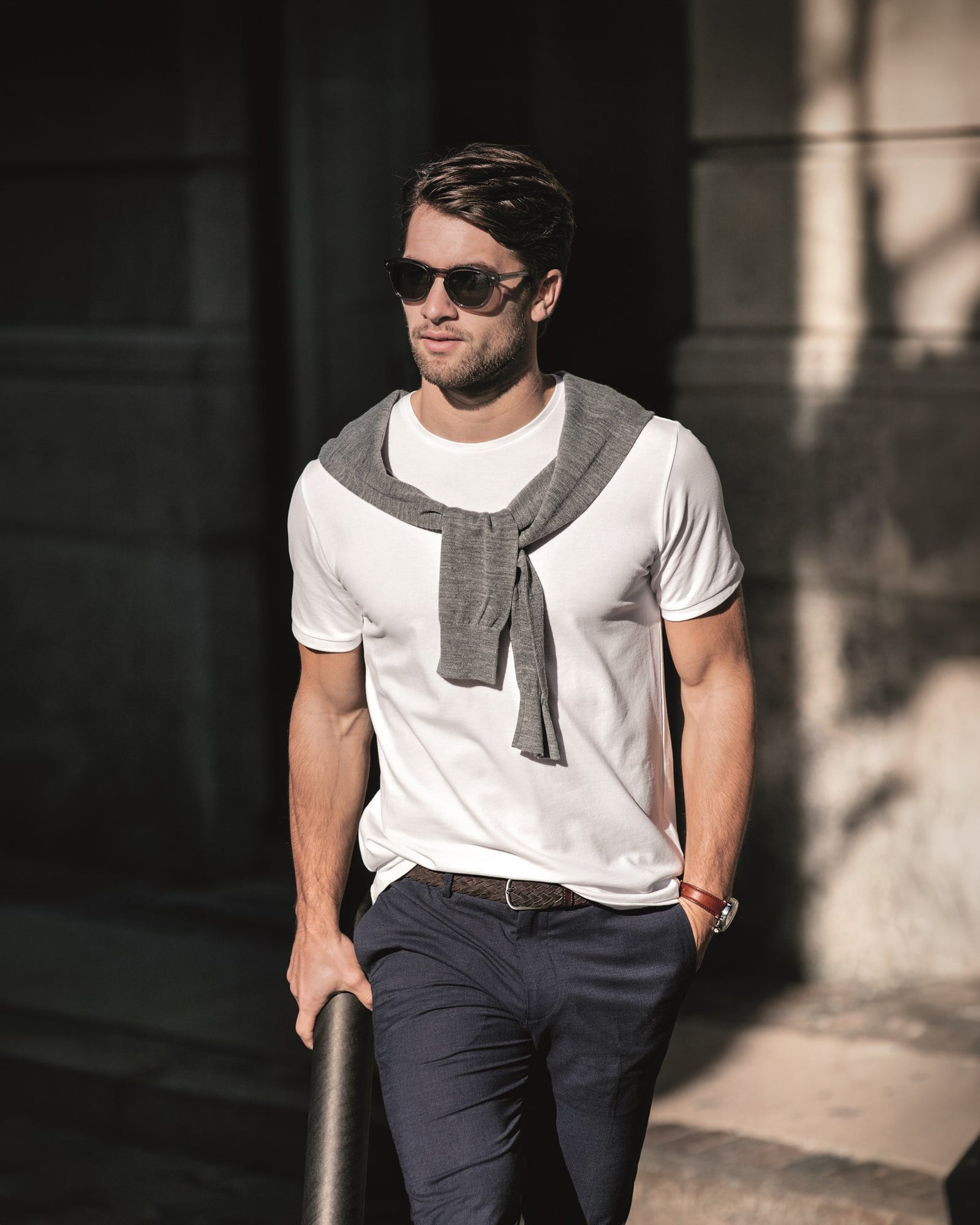 Danbury Men Black Back