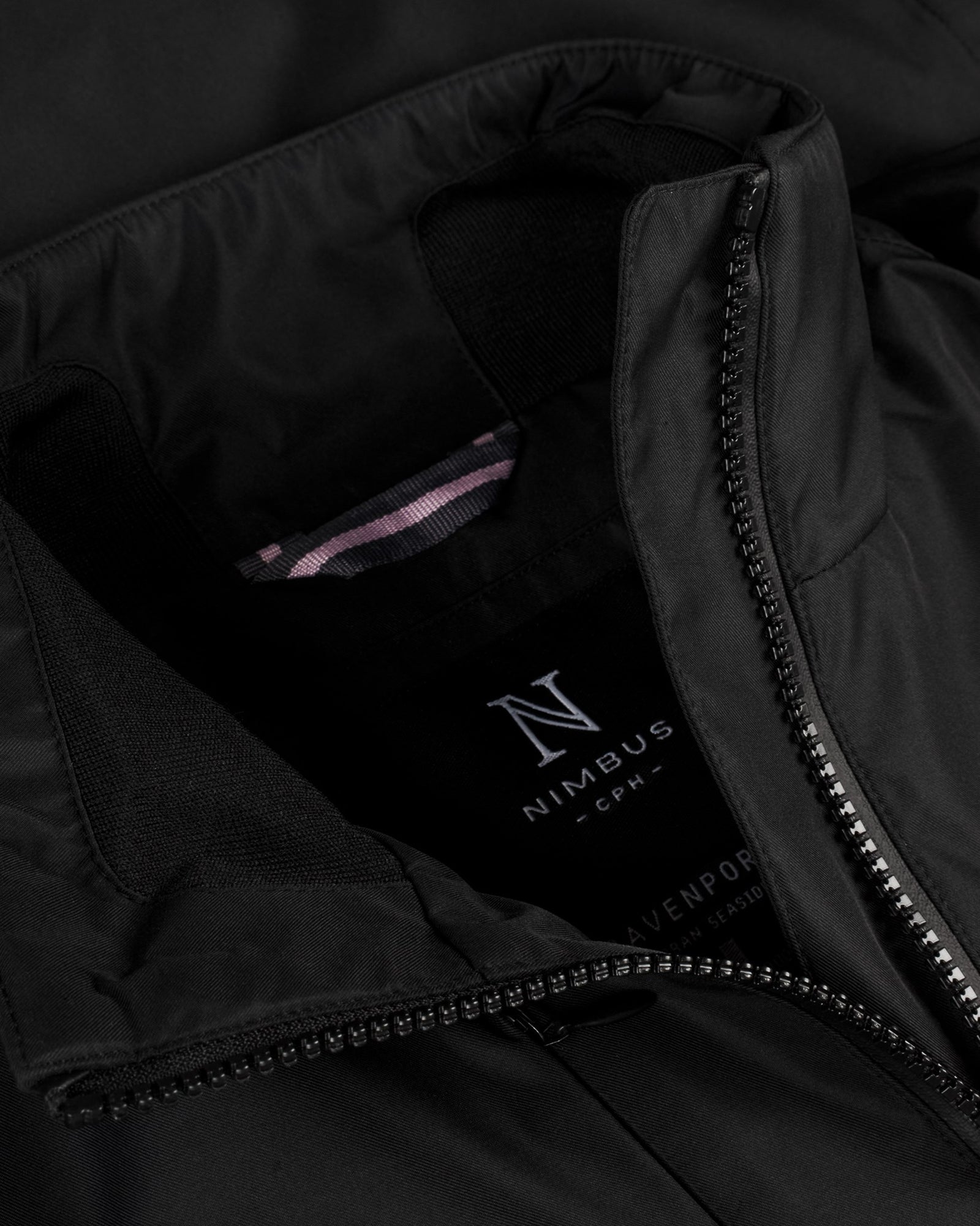 Davenport Women Black Back