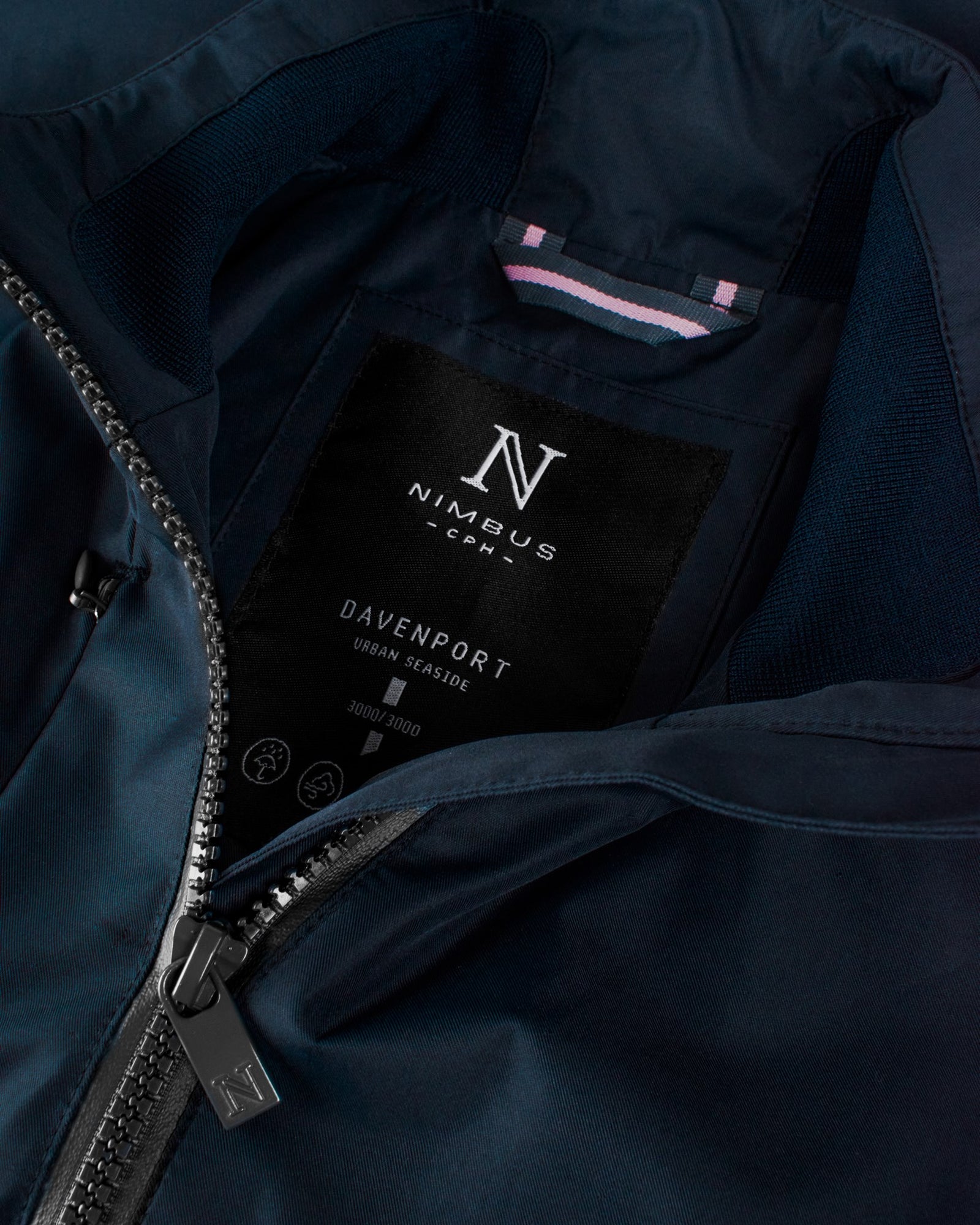 Davenport Women Navy Back