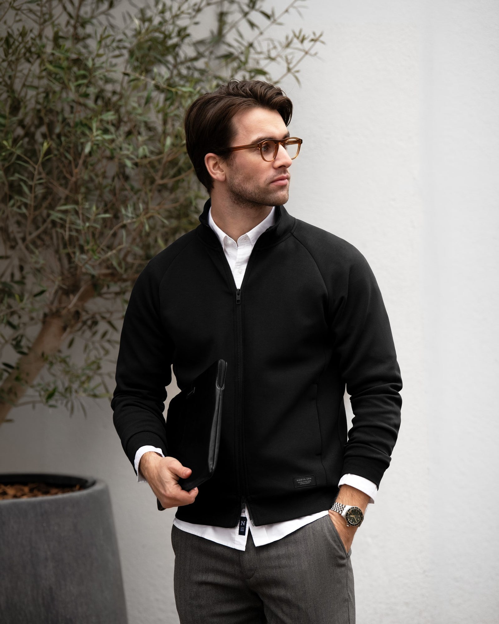 Eaton Men Black Back