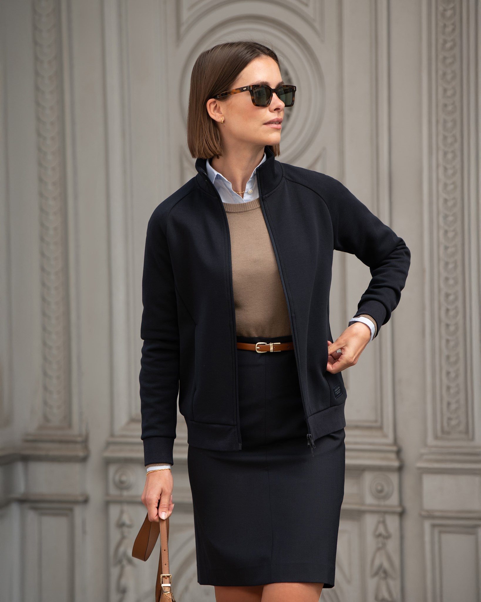 Eaton Women Navy AW25 Modelimage
