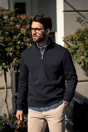 Glendale Men Navy AW25 Modelimage