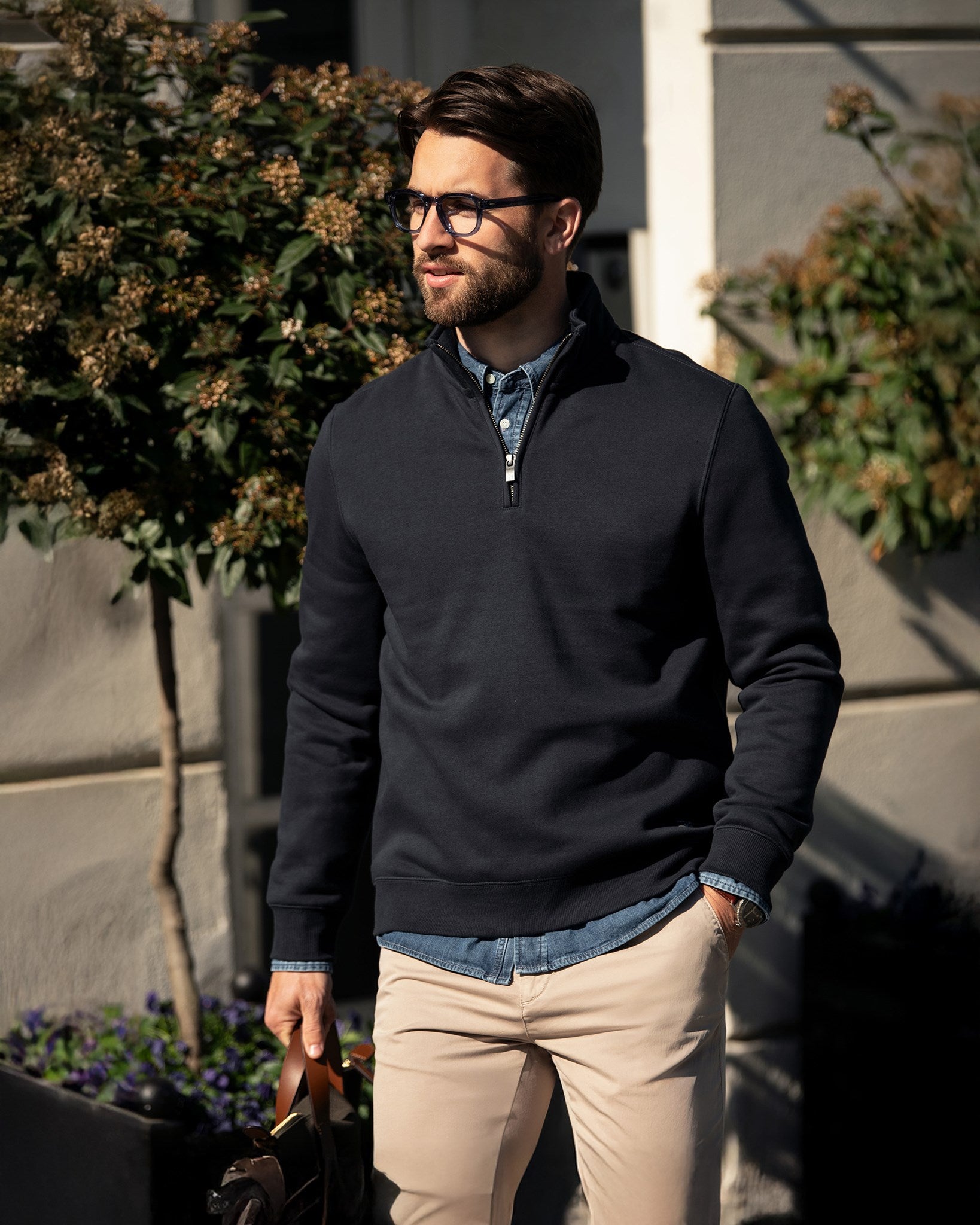 Glendale Men Navy AW25 Modelimage