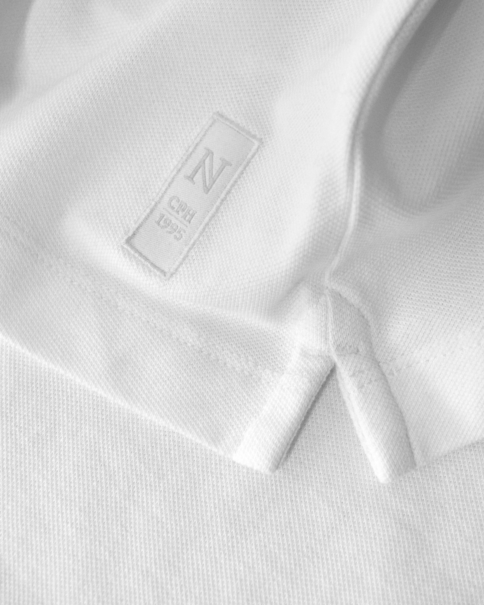 Harvard Classic Women White Back