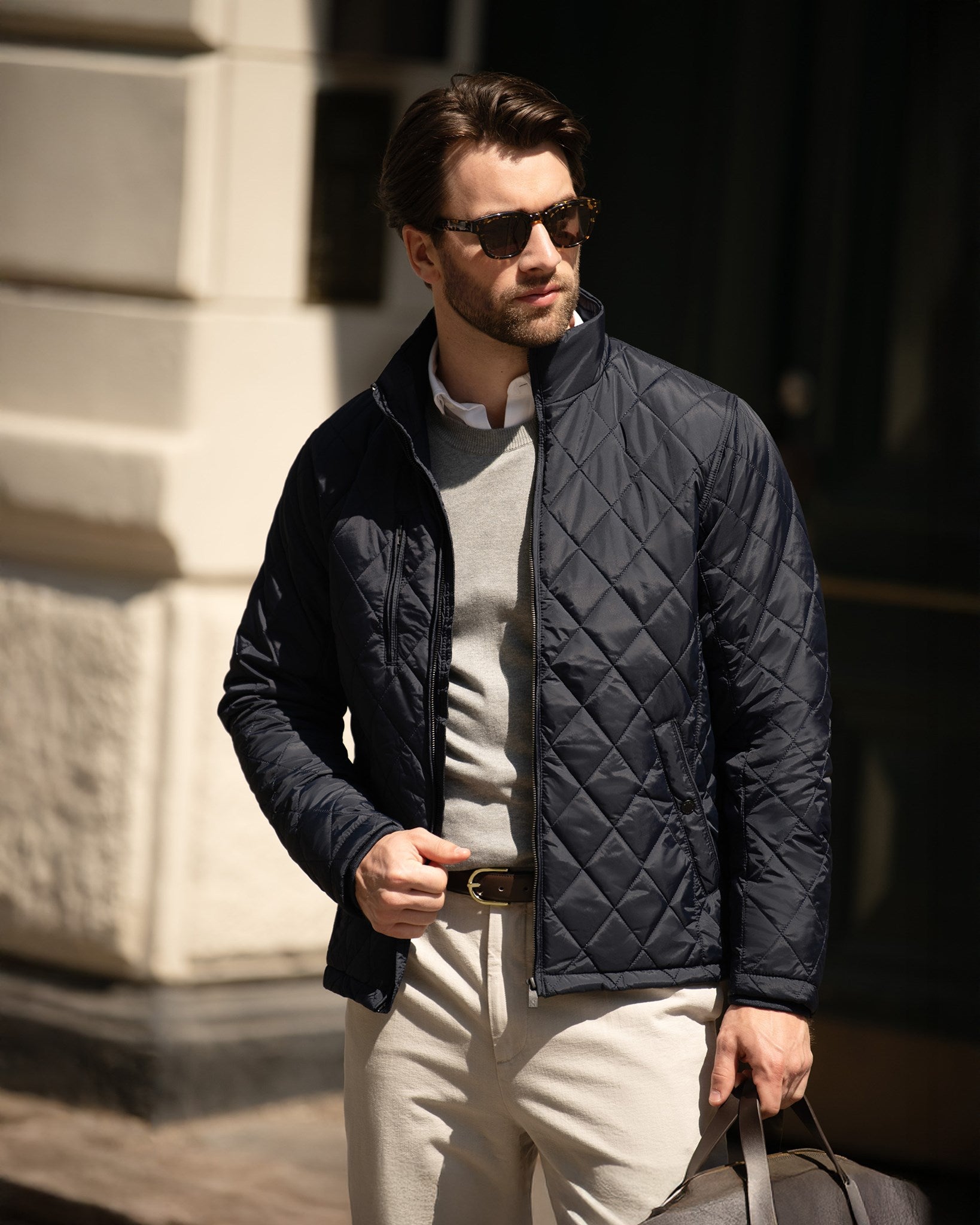 Henderson Men Midnight Blue AW24 Modelimage