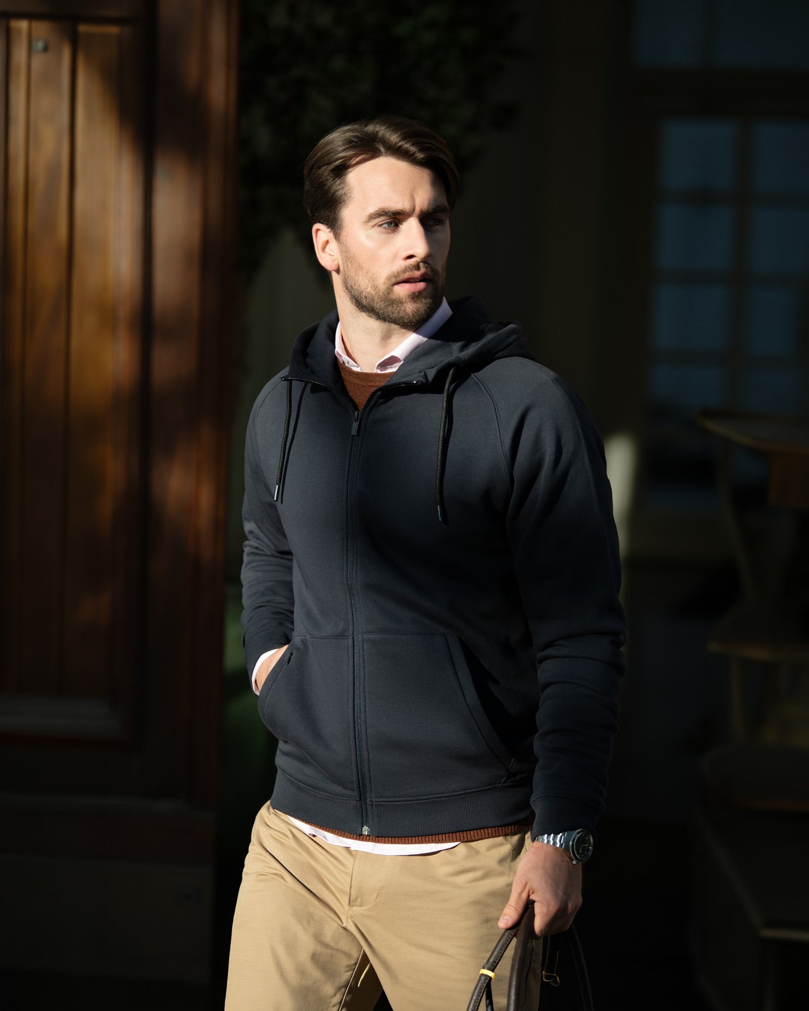 Lenox Men Black Back