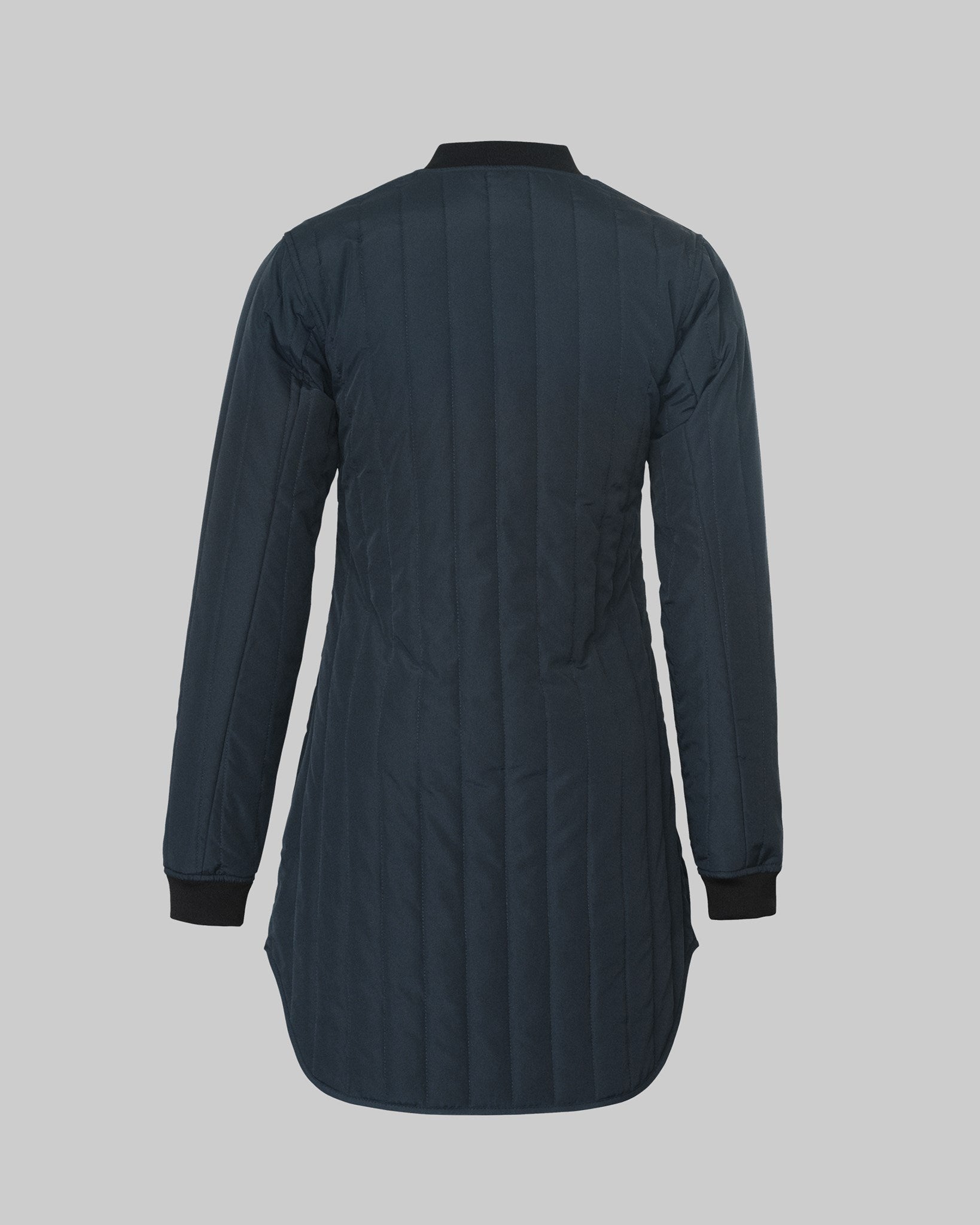 Lindenwood Woman Navy Back