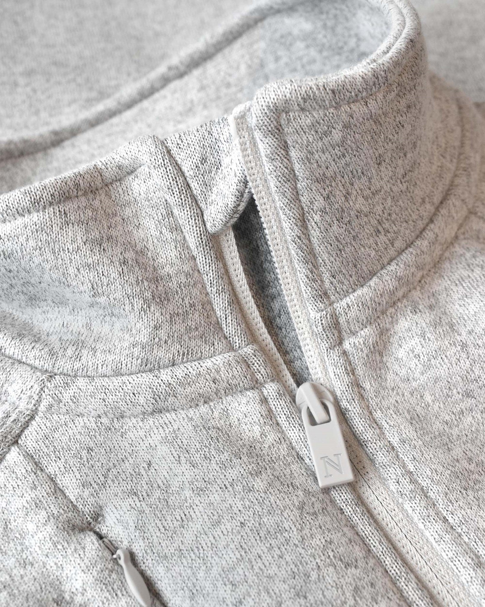 Montana Men Woman Light Grey Melange Closeup 1