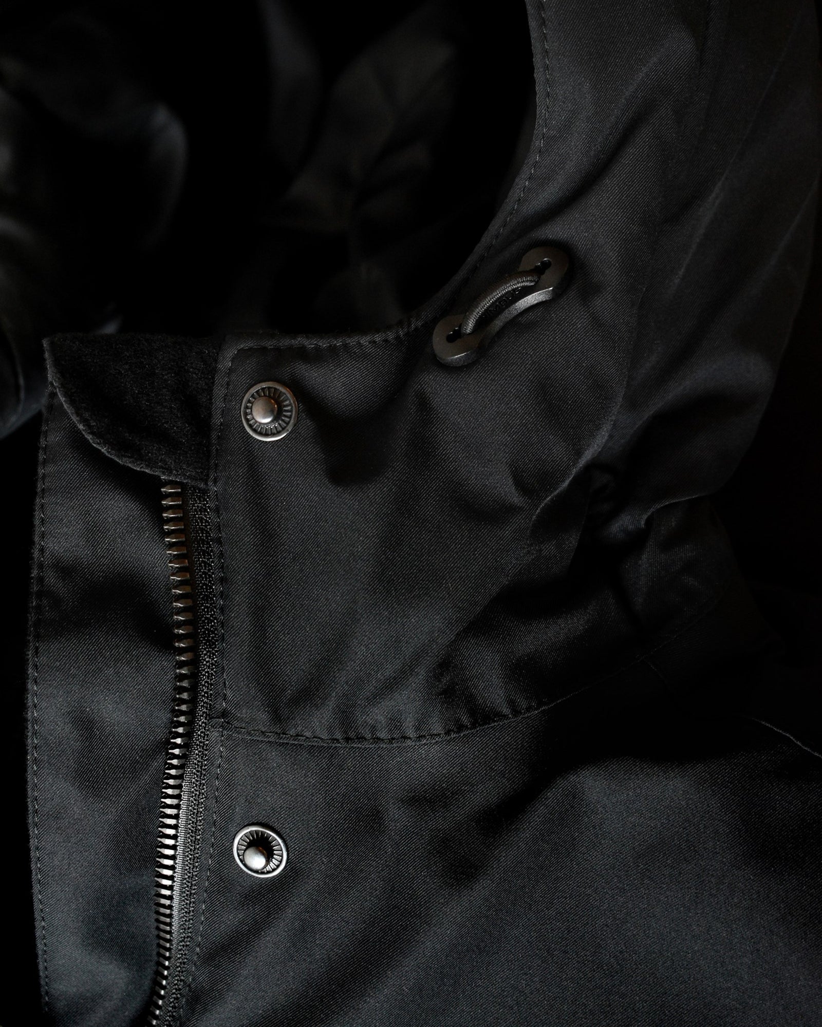 Northdale Woman Black Back