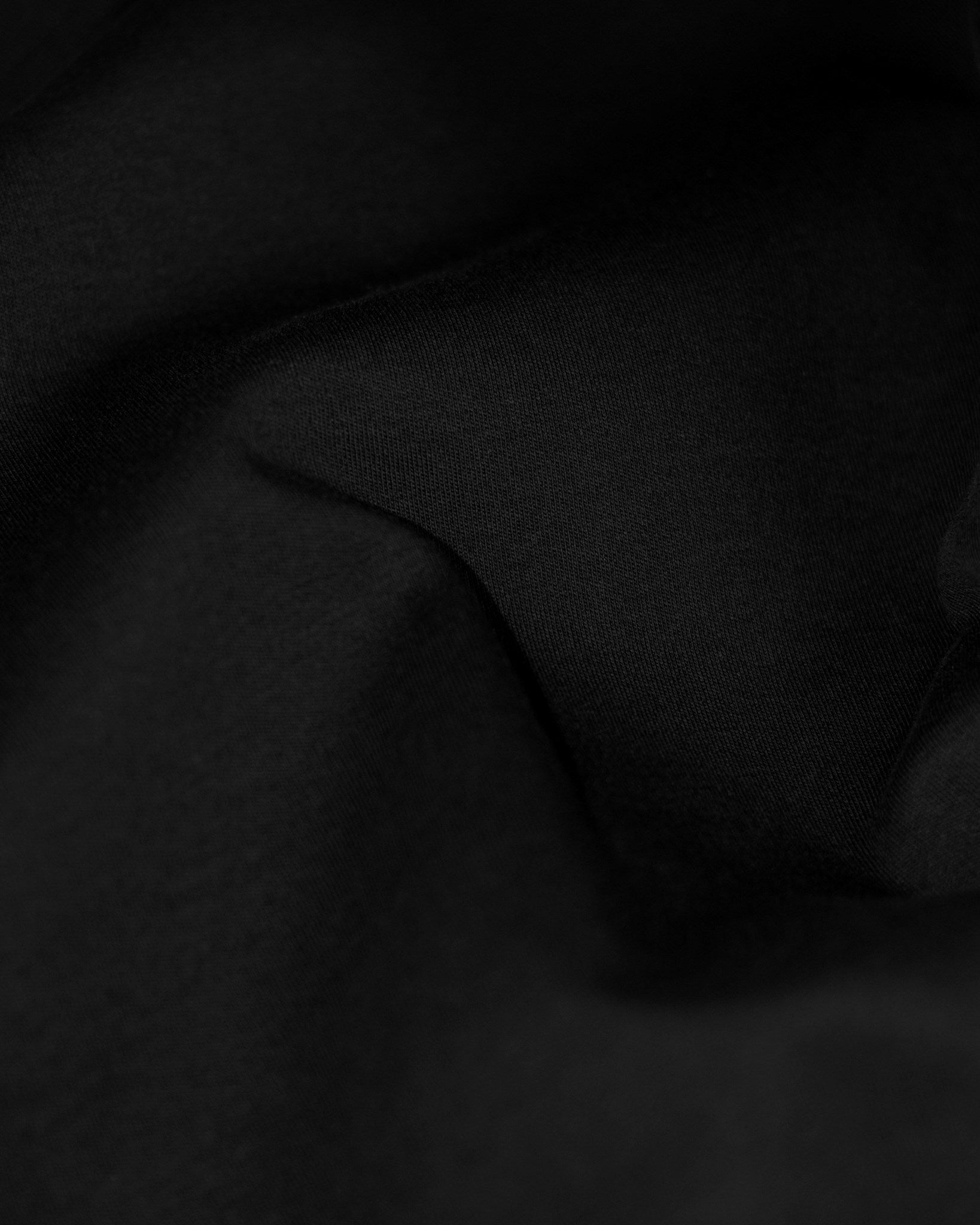 Santa Monica Men Women Black Closeup 4