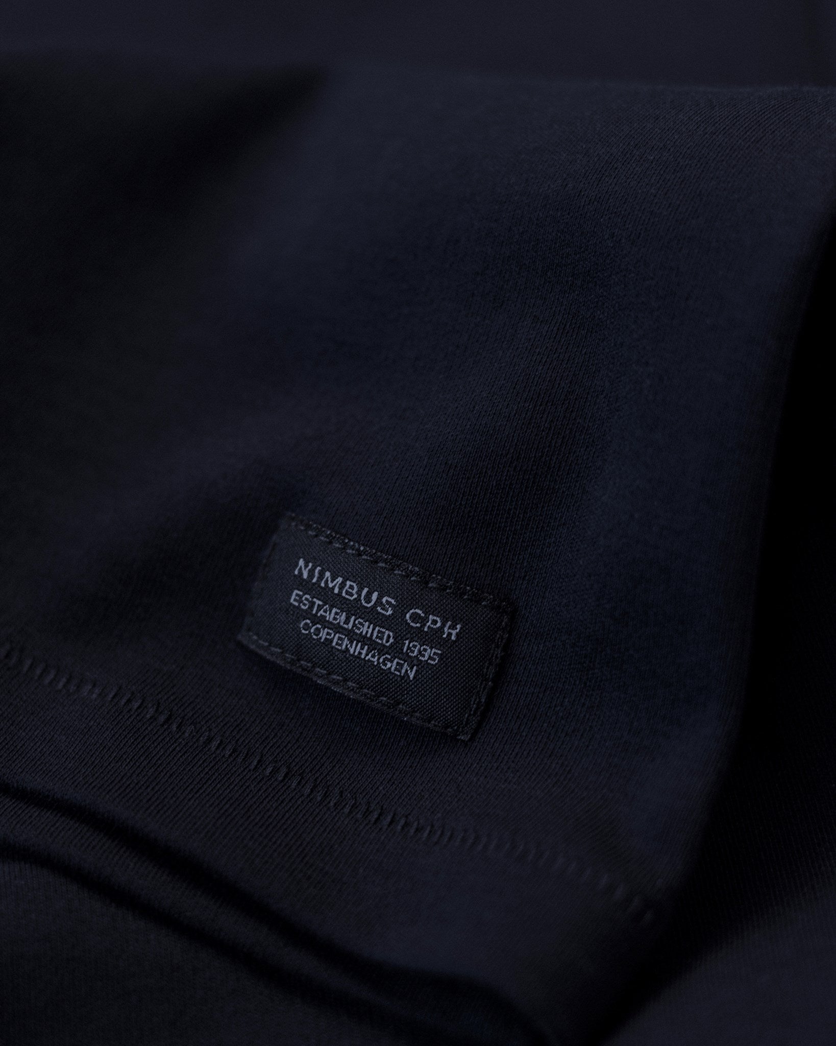 Santa Monica Men Women Dark Navy Closeup 1