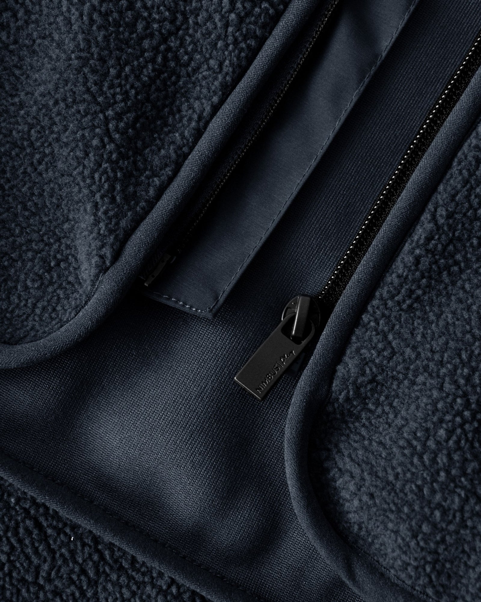 Timberlake Women Navy Back