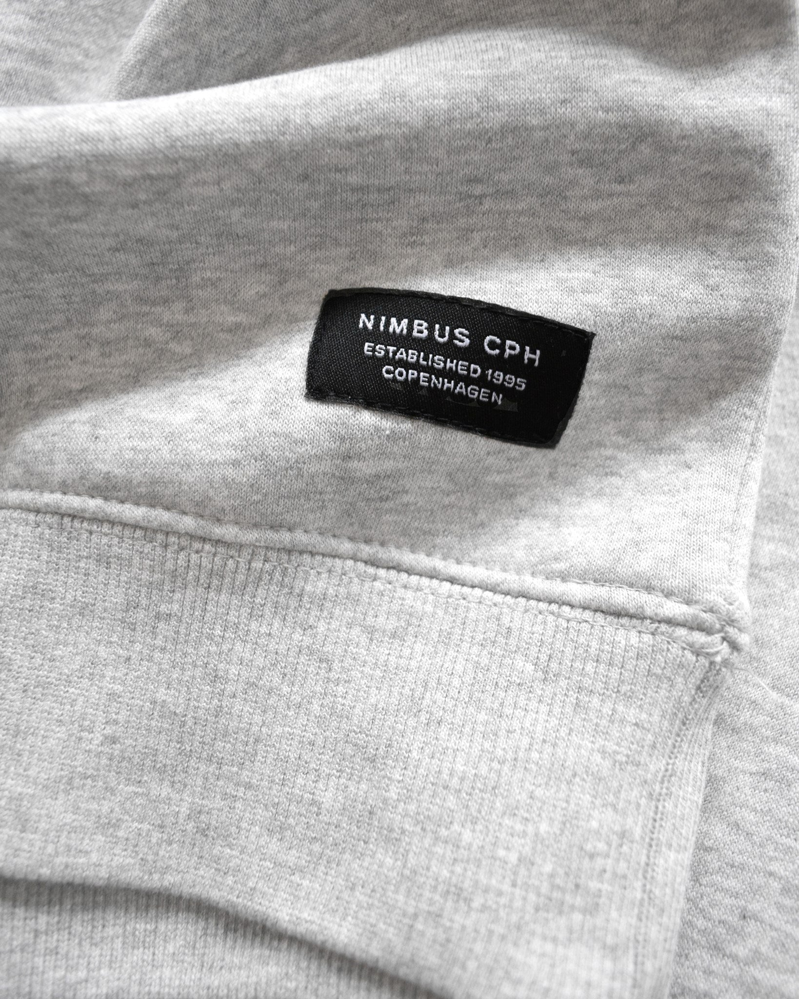 Trenton Unisex Grey Melange Closeup 2