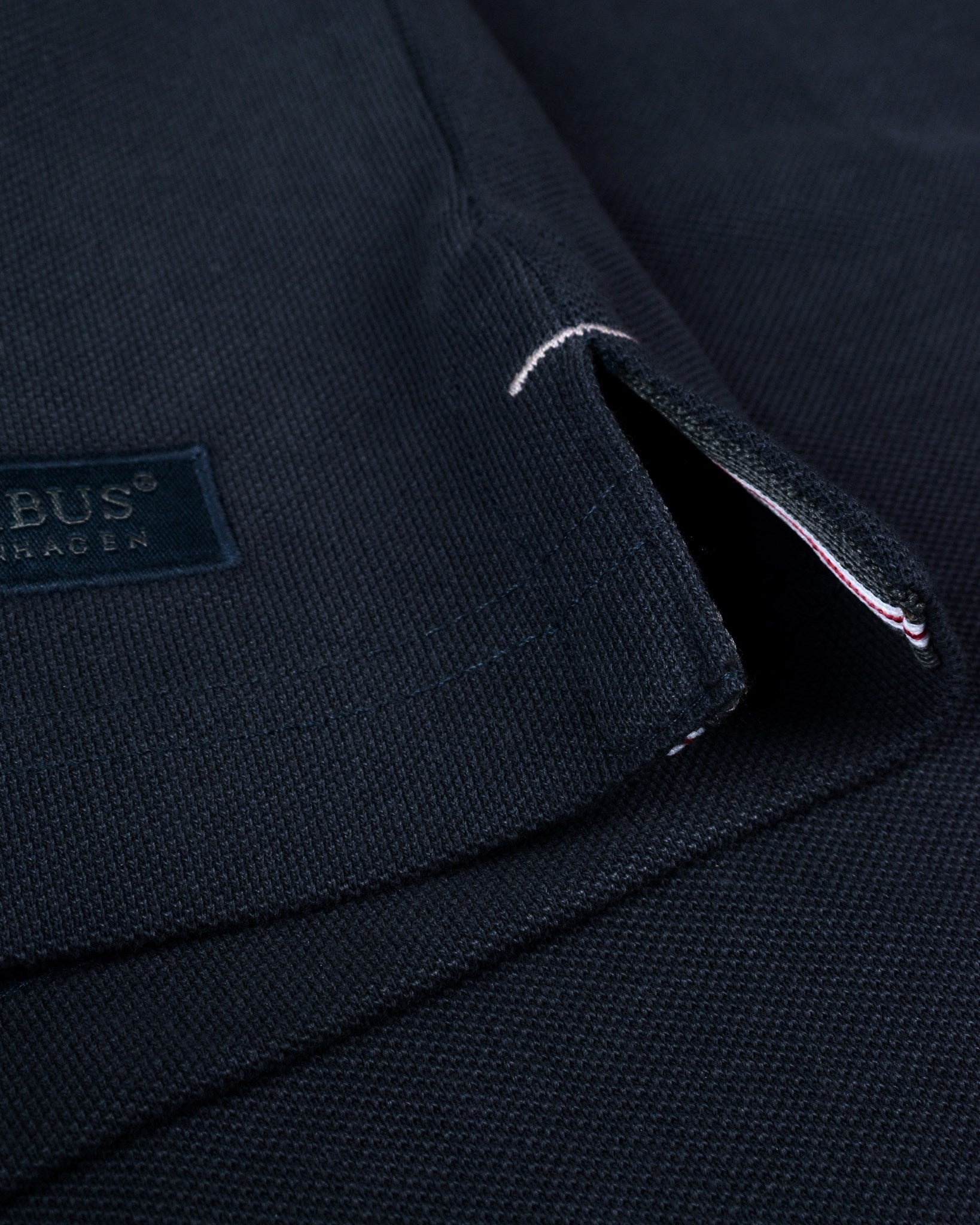 Yale Men Navy Closeup 3